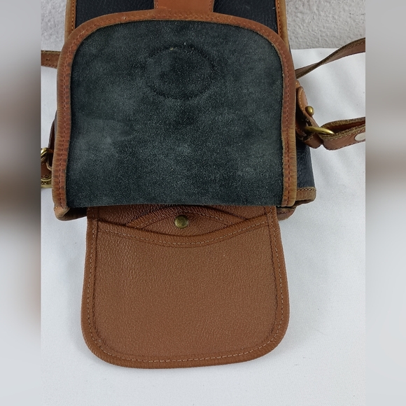 Dooney & Bourke Vintage All Weather Leather Essex Black Tan Crossbody Bag - Picture 12 of 14